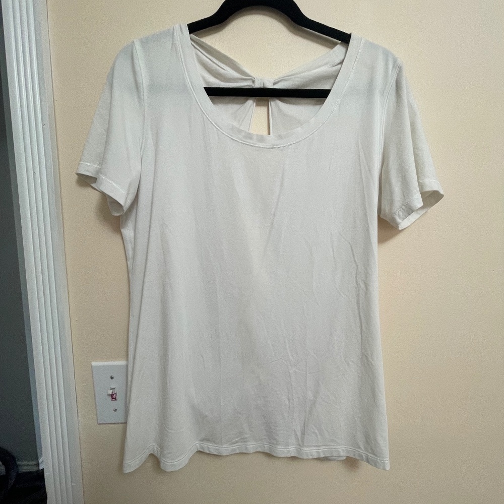 Lululemon open back top